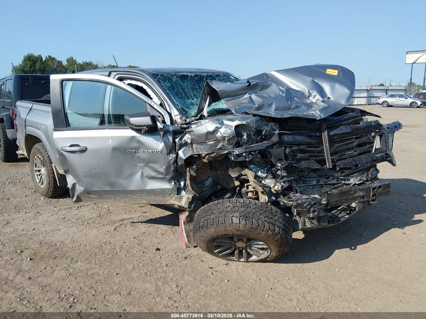 2024 CHEVROLET COLORADO auction photo 1