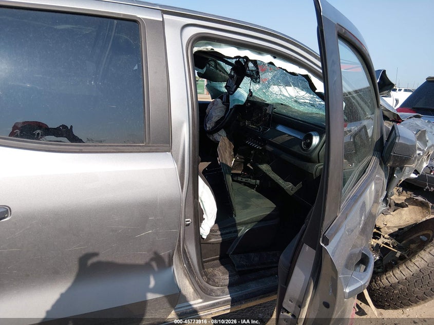 2024 CHEVROLET COLORADO auction photo 5