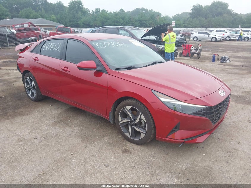 2023 HYUNDAI ELANTRA auction photo 1