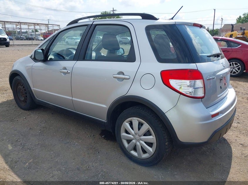 2011 SUZUKI SX4 auction photo 3
