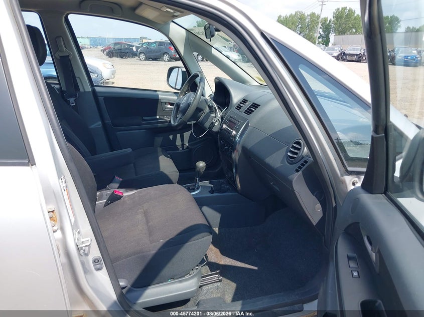 2011 SUZUKI SX4 auction photo 5
