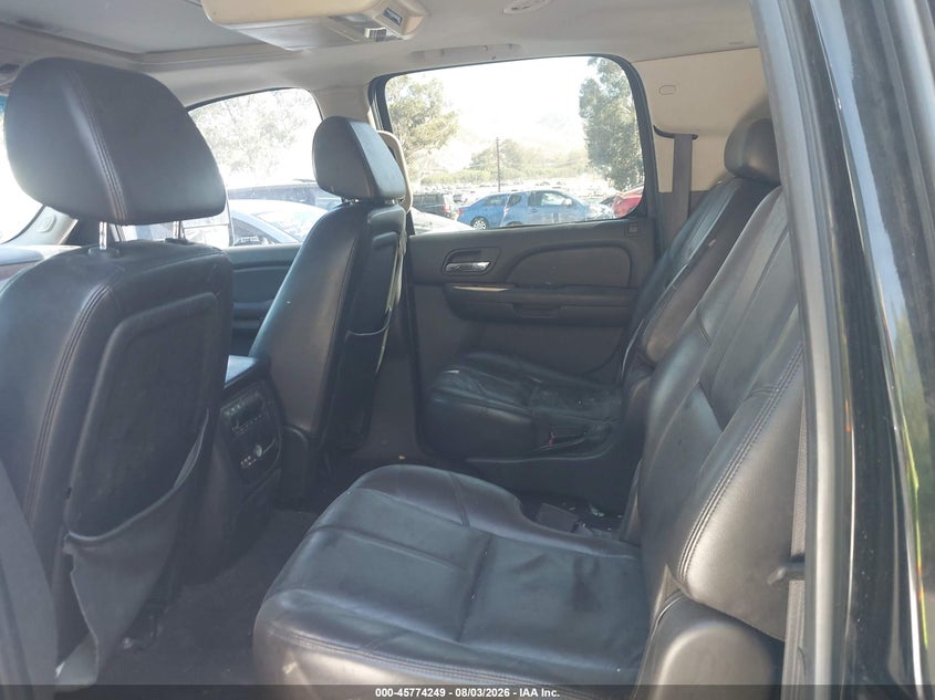 2008 CHEVROLET SUBURBAN 1500 auction photo 8