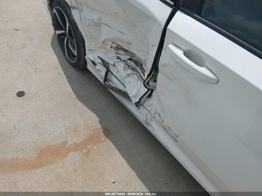 2022 HONDA ACCORD HYBRID auction photo 6