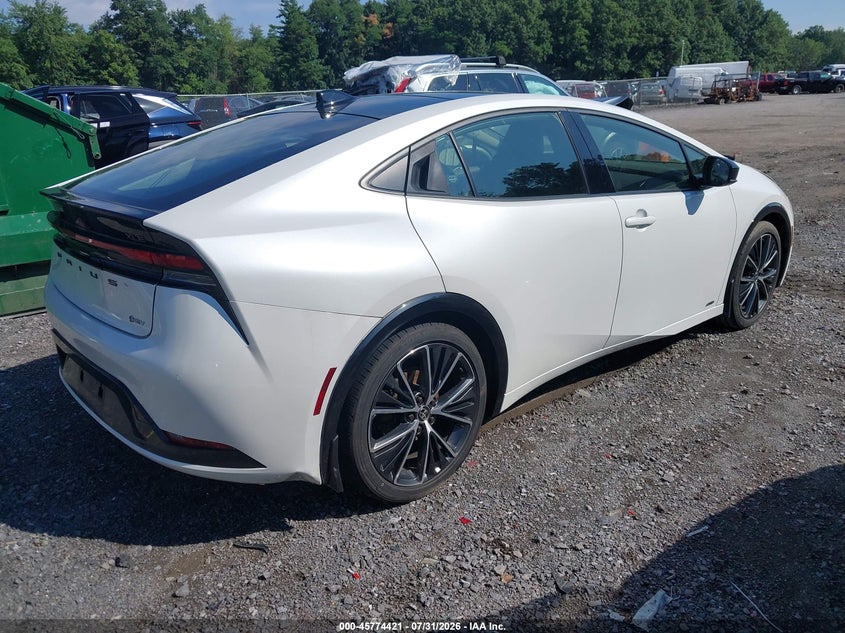 2023 TOYOTA PRIUS auction photo 4