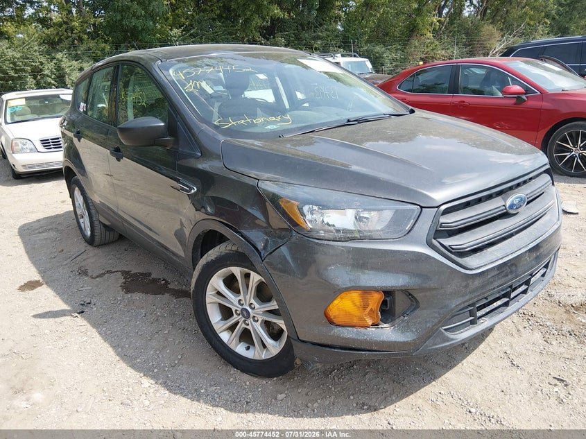 Vin: 1fmcu0f79juc85549, lot: 46273233, ford escape s 2018 img_1