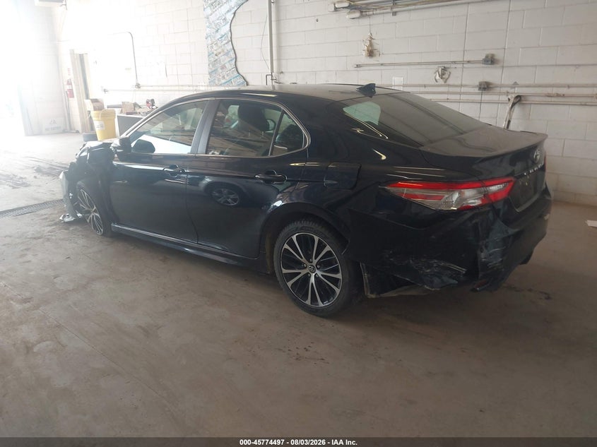 2019 TOYOTA CAMRY auction photo 3