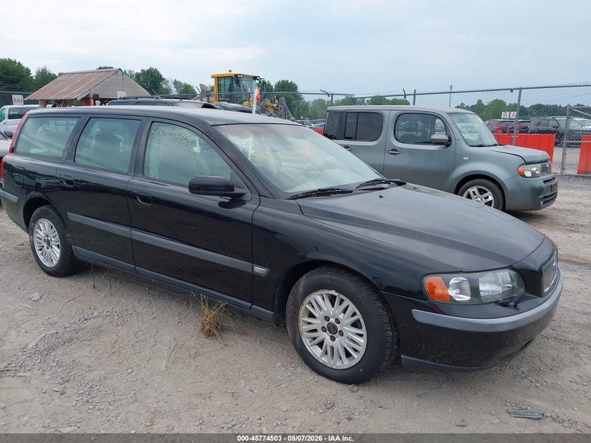 2004 VOLVO V70 auction photo 1