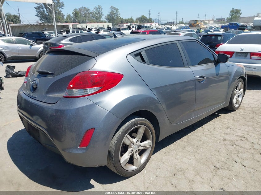 Vin: kmhtc6ad6eu216889, lot: 46273334, hyundai veloster base w/black 20144