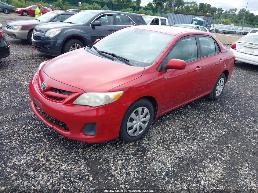 Vin: 2t1bu4ee7bc585631, lot: 46273369, toyota corolla le 20112