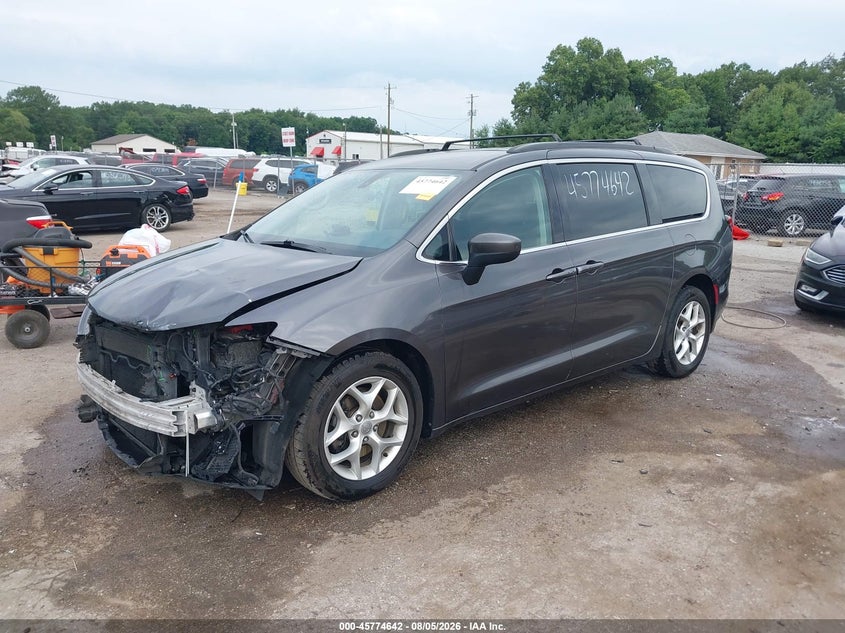 Vin: 2c4rc1dgxjr168005, lot: 46273422, chrysler pacifica touring 20182