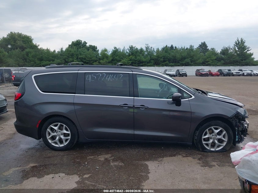 CHRYSLER PACIFICA - zdjęcie 14