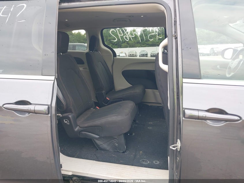 CHRYSLER PACIFICA - zdjęcie 8