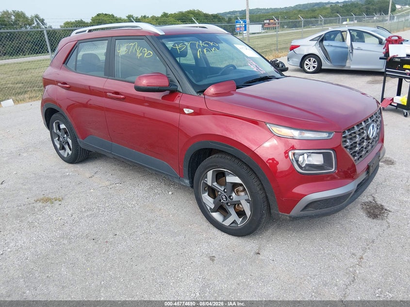 2024 HYUNDAI VENUE auction photo 1