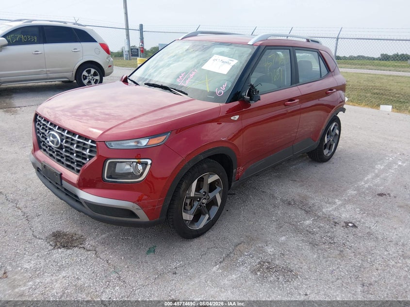 2024 HYUNDAI VENUE auction photo 2