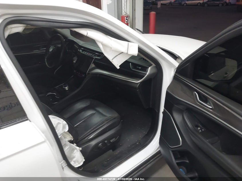 2021 JEEP GRAND CHEROKEE L auction photo 5