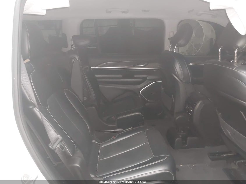 2021 JEEP GRAND CHEROKEE L auction photo 8