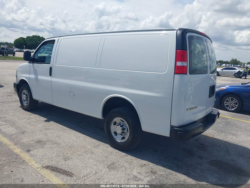 2022 CHEVROLET EXPRESS CARGO auction photo 3