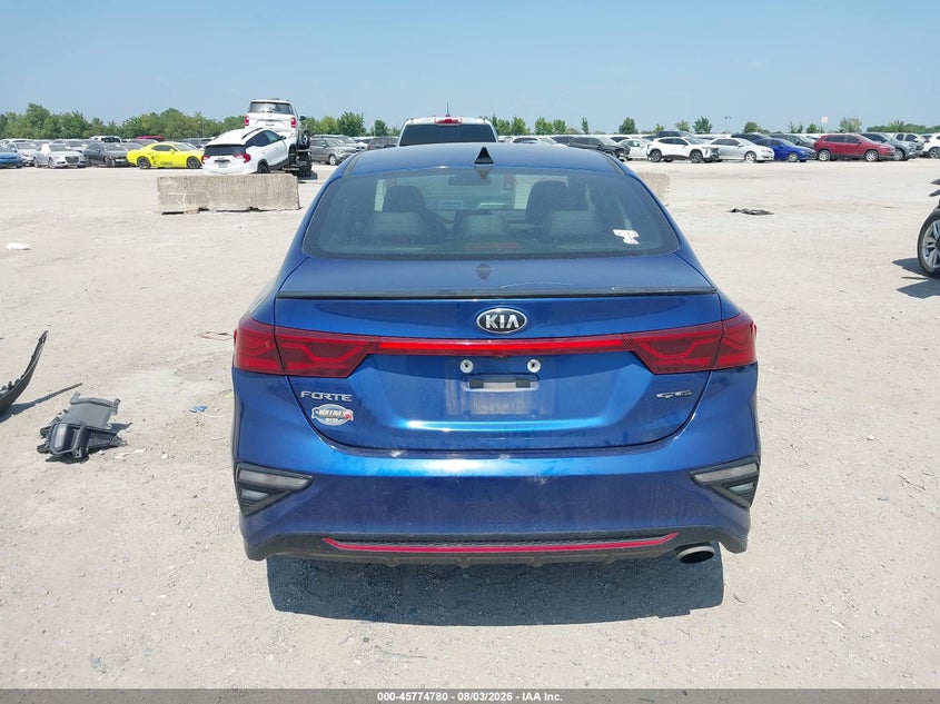 Фото 17 - KIA FORTE