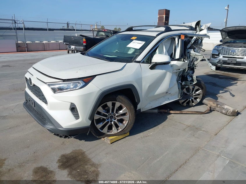 2021 Toyota RAV 4, Удар сзади, IAAI, VIN 2T3C1RFVXMW108595 — фото 2