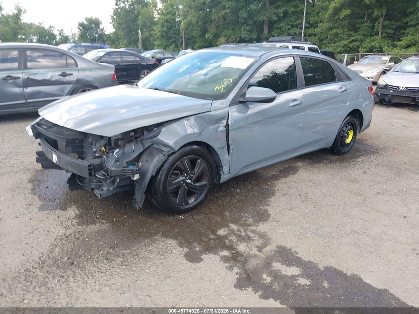 2021 HYUNDAI ELANTRA auction photo 2