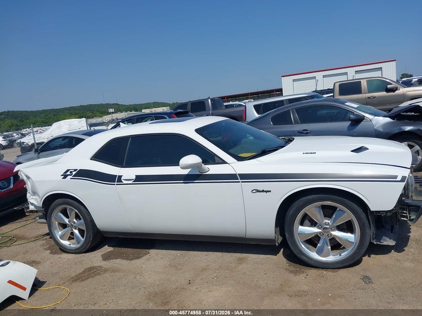 DODGE CHALLENGER - zdjęcie 14