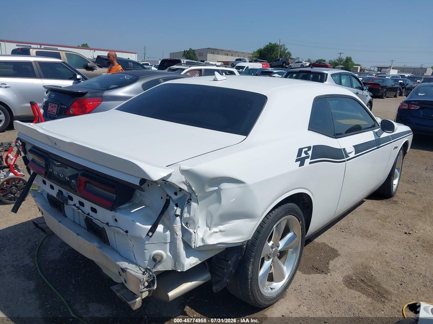 DODGE CHALLENGER - zdjęcie 4
