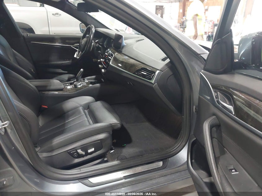 2019 BMW 5 SERIES auction photo 5