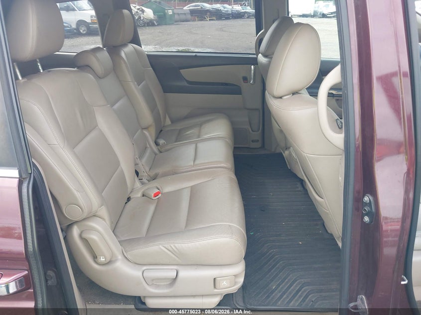 2014 HONDA ODYSSEY auction photo 8