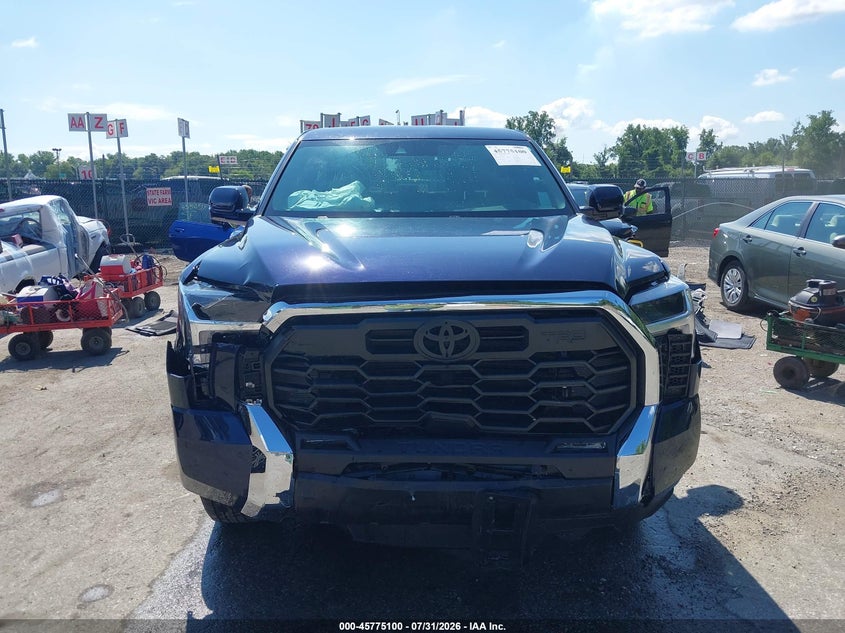 TOYOTA TUNDRA - zdjęcie 12