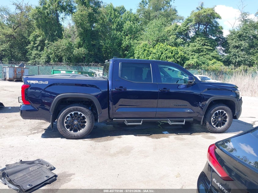 TOYOTA TUNDRA - zdjęcie 13