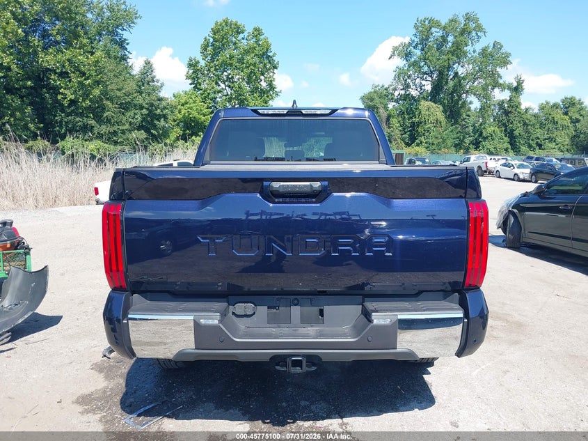 TOYOTA TUNDRA - zdjęcie 16