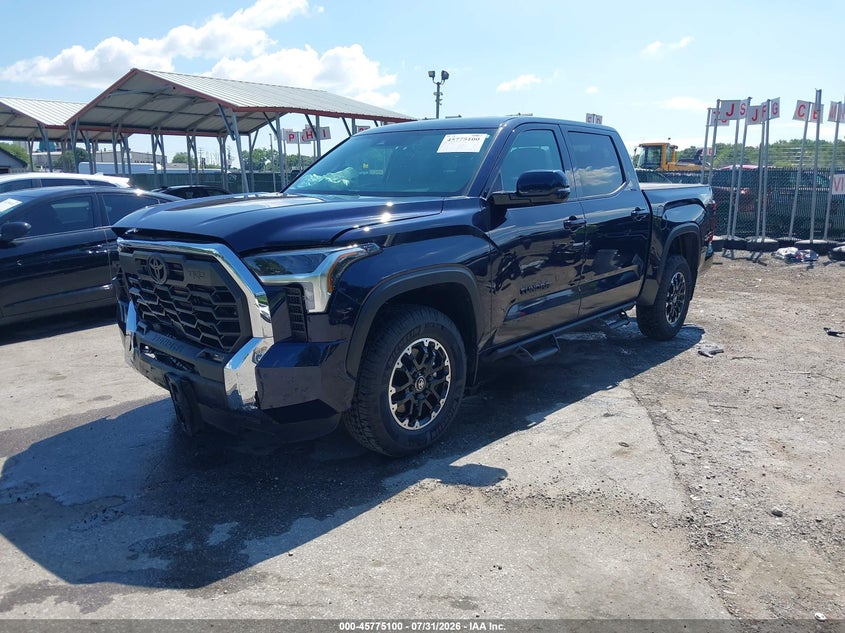 TOYOTA TUNDRA - zdjęcie 2