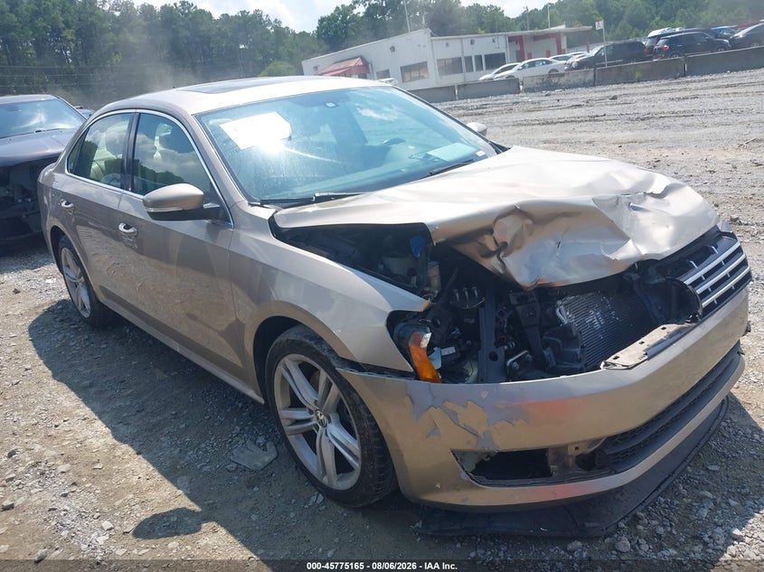 2015 VOLKSWAGEN PASSAT auction photo 1