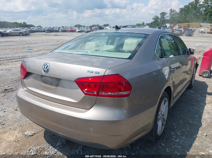2015 VOLKSWAGEN PASSAT auction photo 4