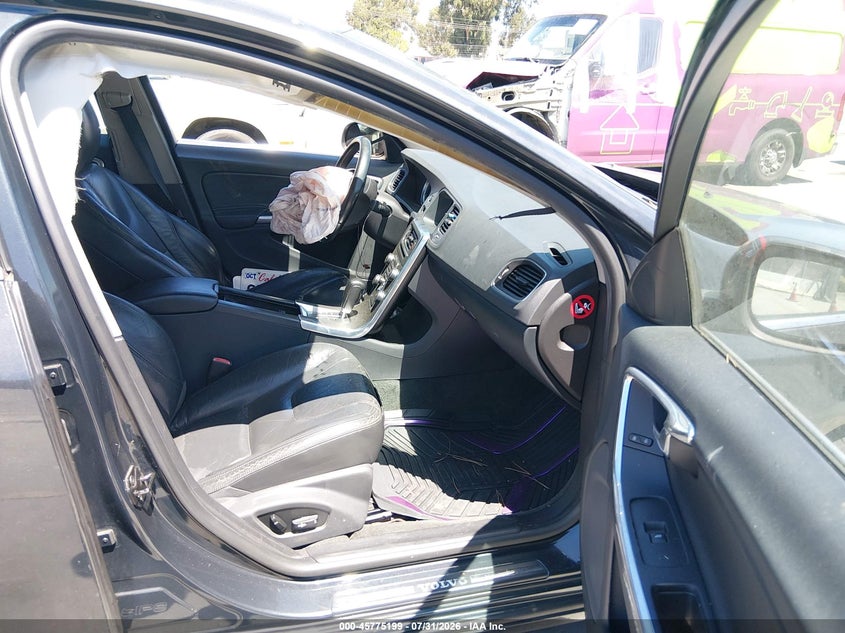 2012 VOLVO S60 auction photo 5