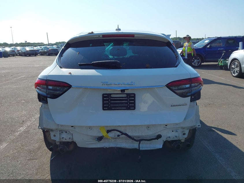 MASERATI LEVANTE - zdjęcie 16