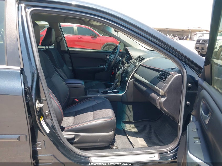 2017 TOYOTA CAMRY auction photo 5