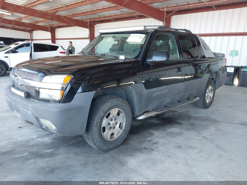 2003 CHEVROLET AVALANCHE 1500 auction photo 2