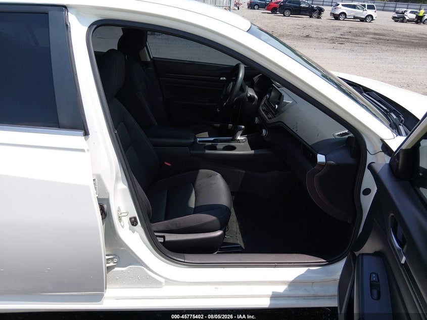 2021 NISSAN ALTIMA auction photo 5