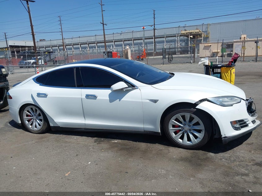 2014 TESLA MODEL S P85 · Фото 13