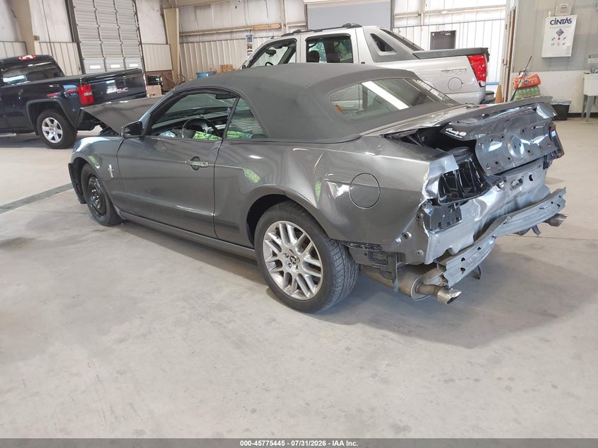 2014 FORD MUSTANG V6 PREMIUM · Photo 3