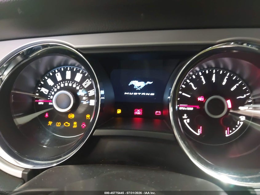 2014 FORD MUSTANG V6 PREMIUM · Photo 7