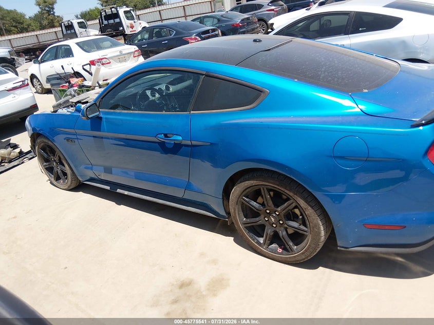 FORD MUSTANG - zdjęcie 15