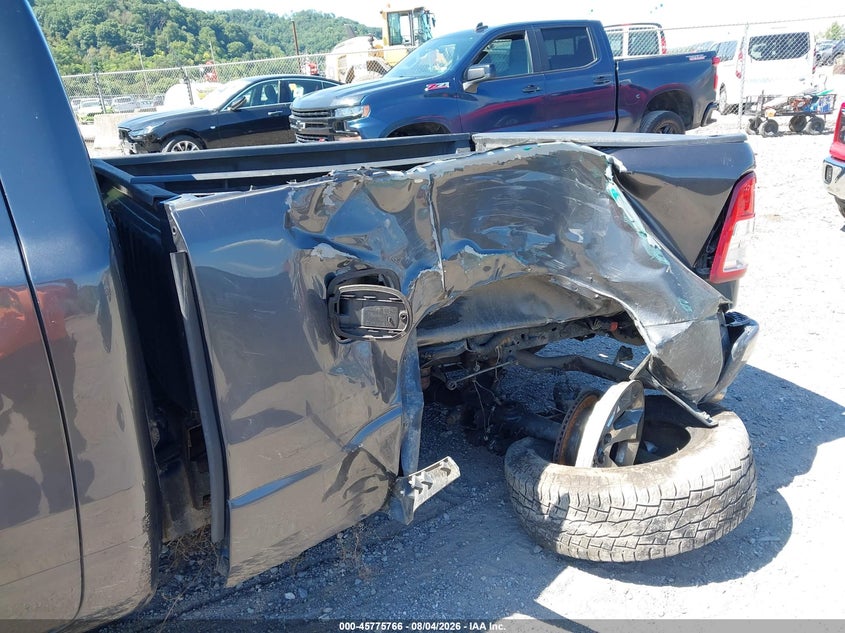 2019 RAM 1500 auction photo 6