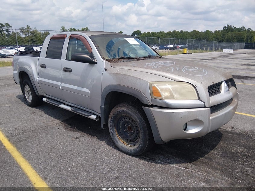 2006 MITSUBISHI RAIDER auction photo 1