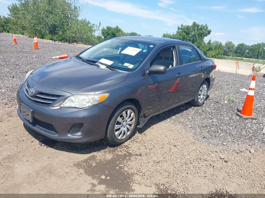 Vin: 2t1bu4ee2dc985017, lot: 46274692, toyota corolla le 20132