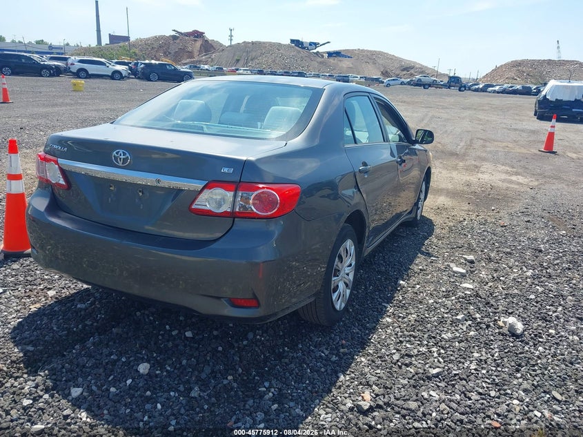Vin: 2t1bu4ee2dc985017, lot: 46274692, toyota corolla le 20134