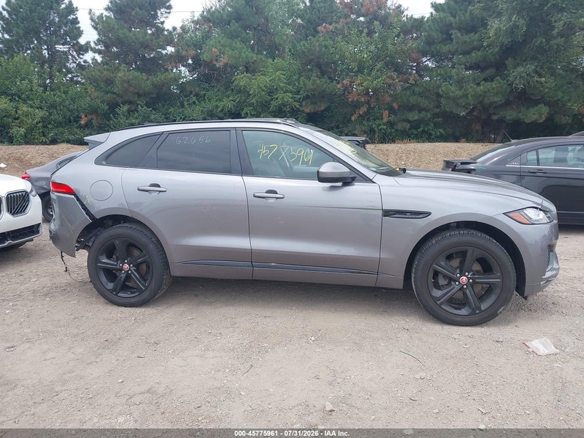 JAGUAR F-PACE - zdjecie 13