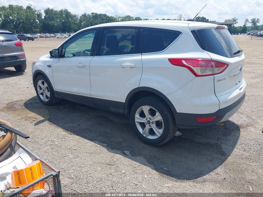 Vin: 1fmcu9gx3gua51063, lot: 46274752, ford escape se 20163