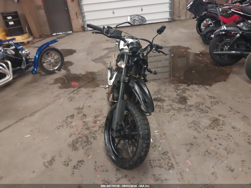 2016 DUCATI SCRAMBLER auction photo 5